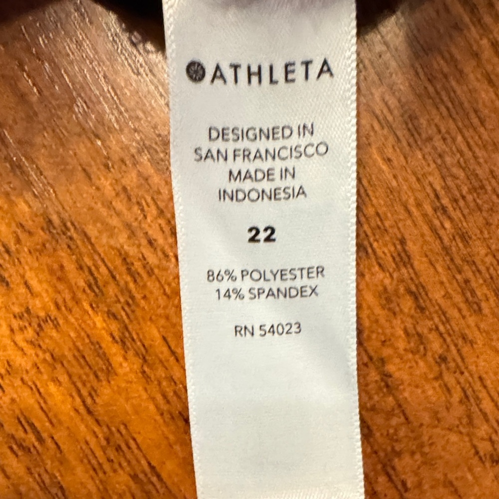 Athleta Brooklyn Ankle Pant in Black - Picture 3 of 3
